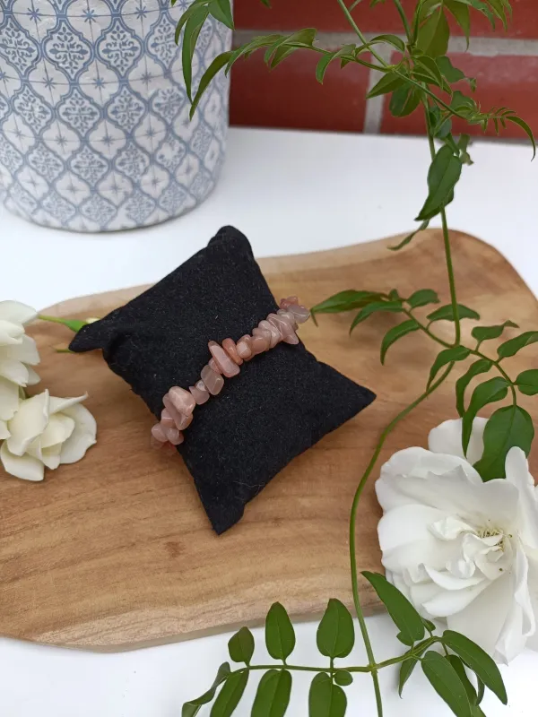 bracelet chips en pierre de soleil
