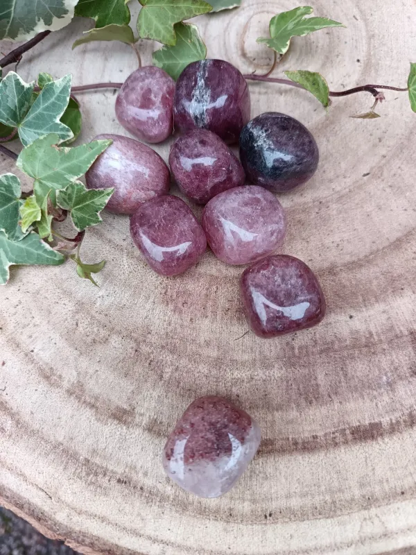 pierre roulée quartz fraise