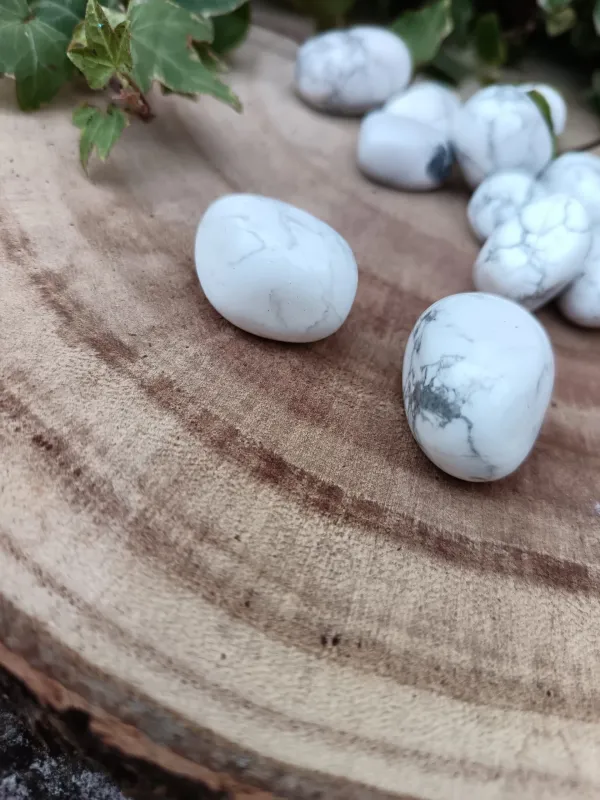 pierre roulée d'howlite